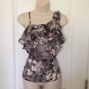 EXPRESS Floral Ruffled Blouse